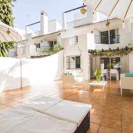 Townhouse Naranjos * Marbella